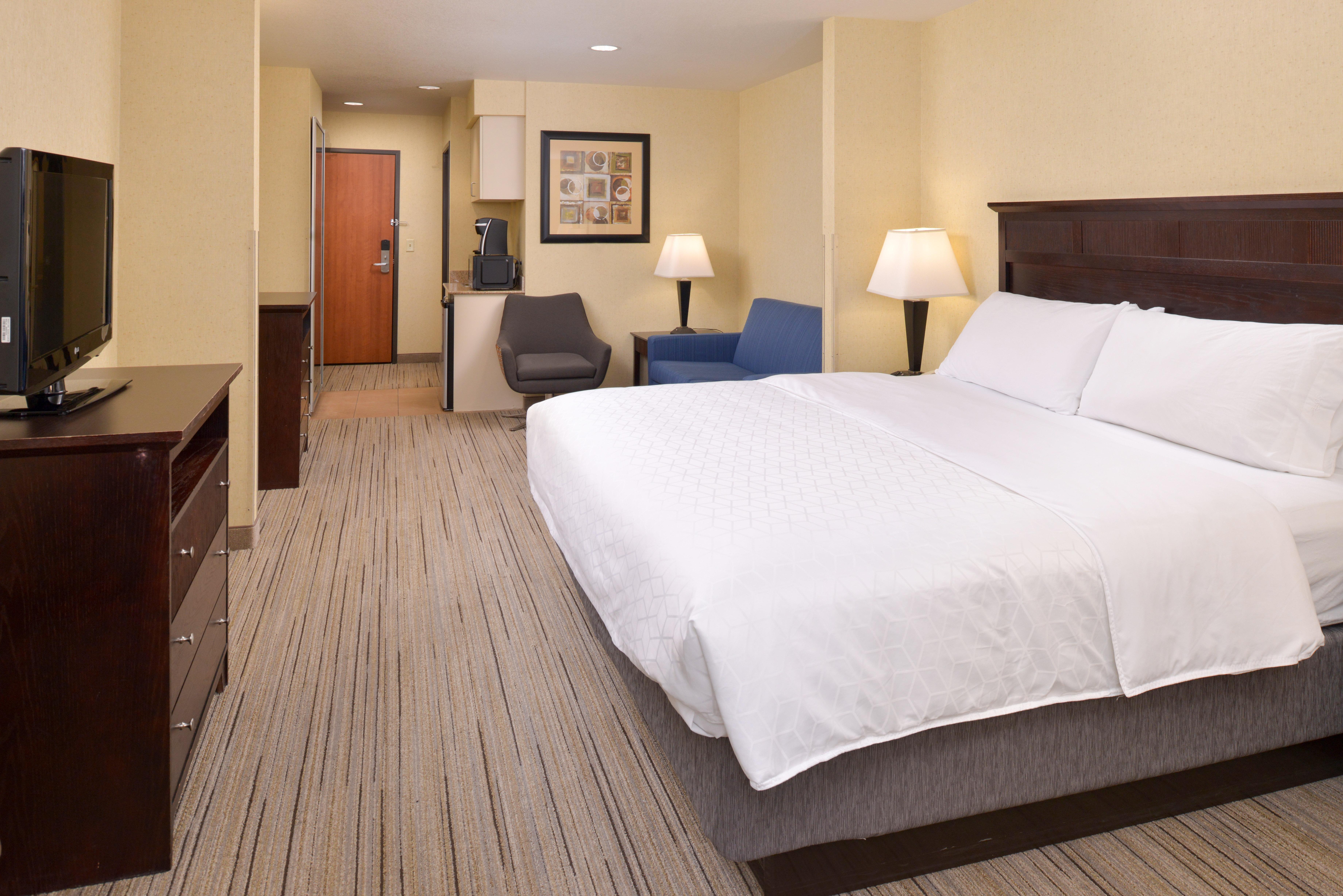 Holiday Inn Express & Suites Nampa - Idaho Center By Ihg Exterior photo