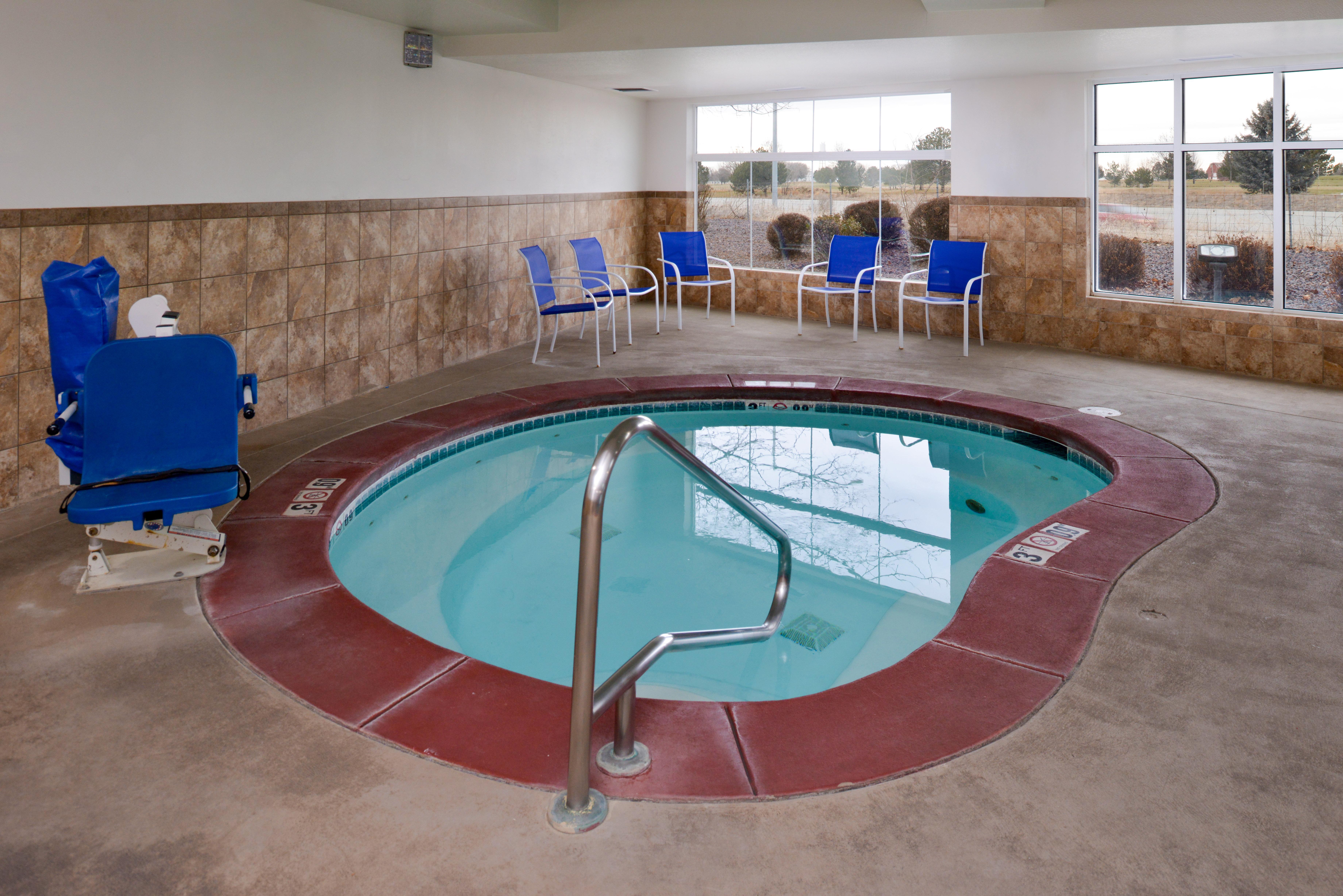 Holiday Inn Express & Suites Nampa - Idaho Center By Ihg Exterior photo
