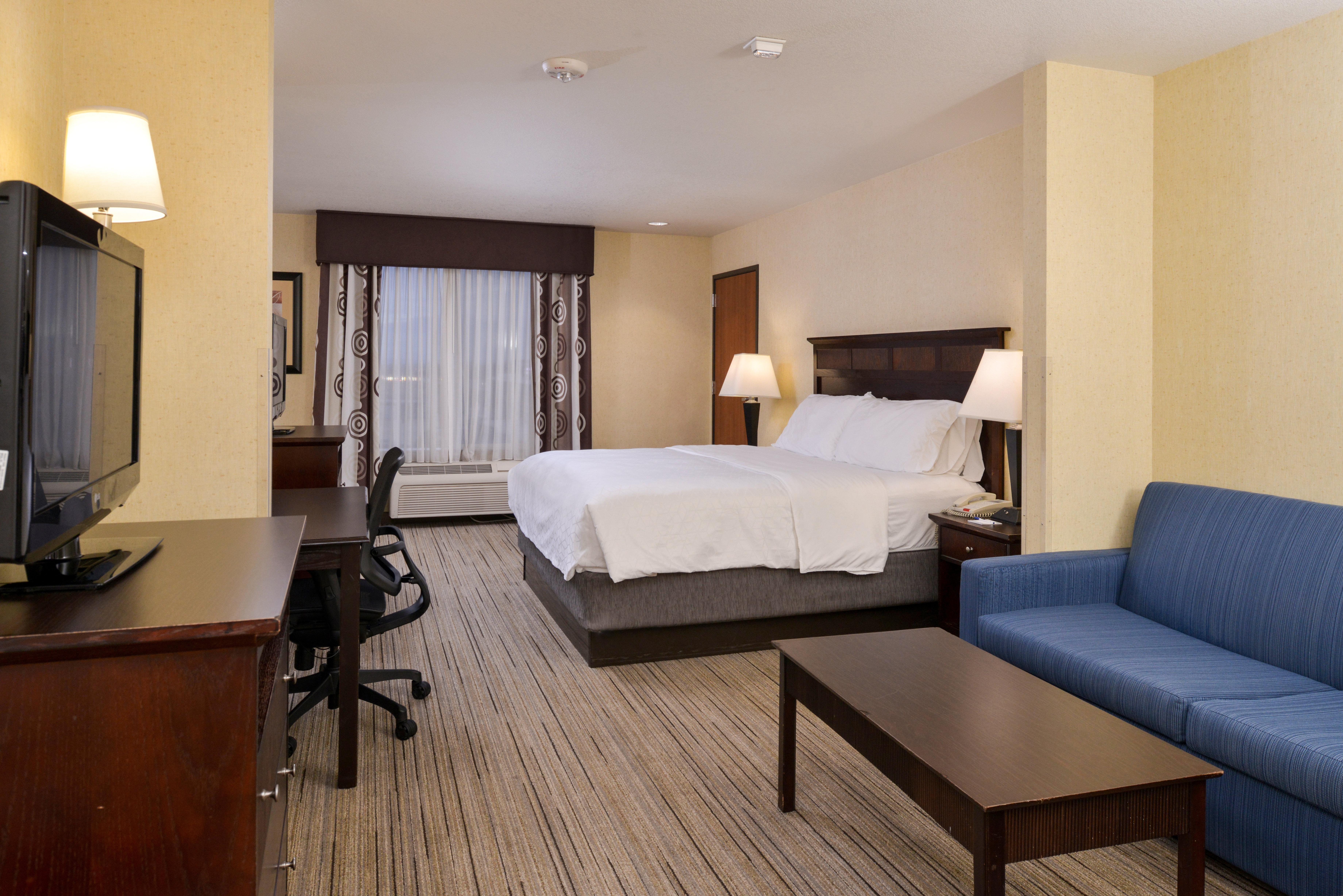 Holiday Inn Express & Suites Nampa - Idaho Center By Ihg Exterior photo
