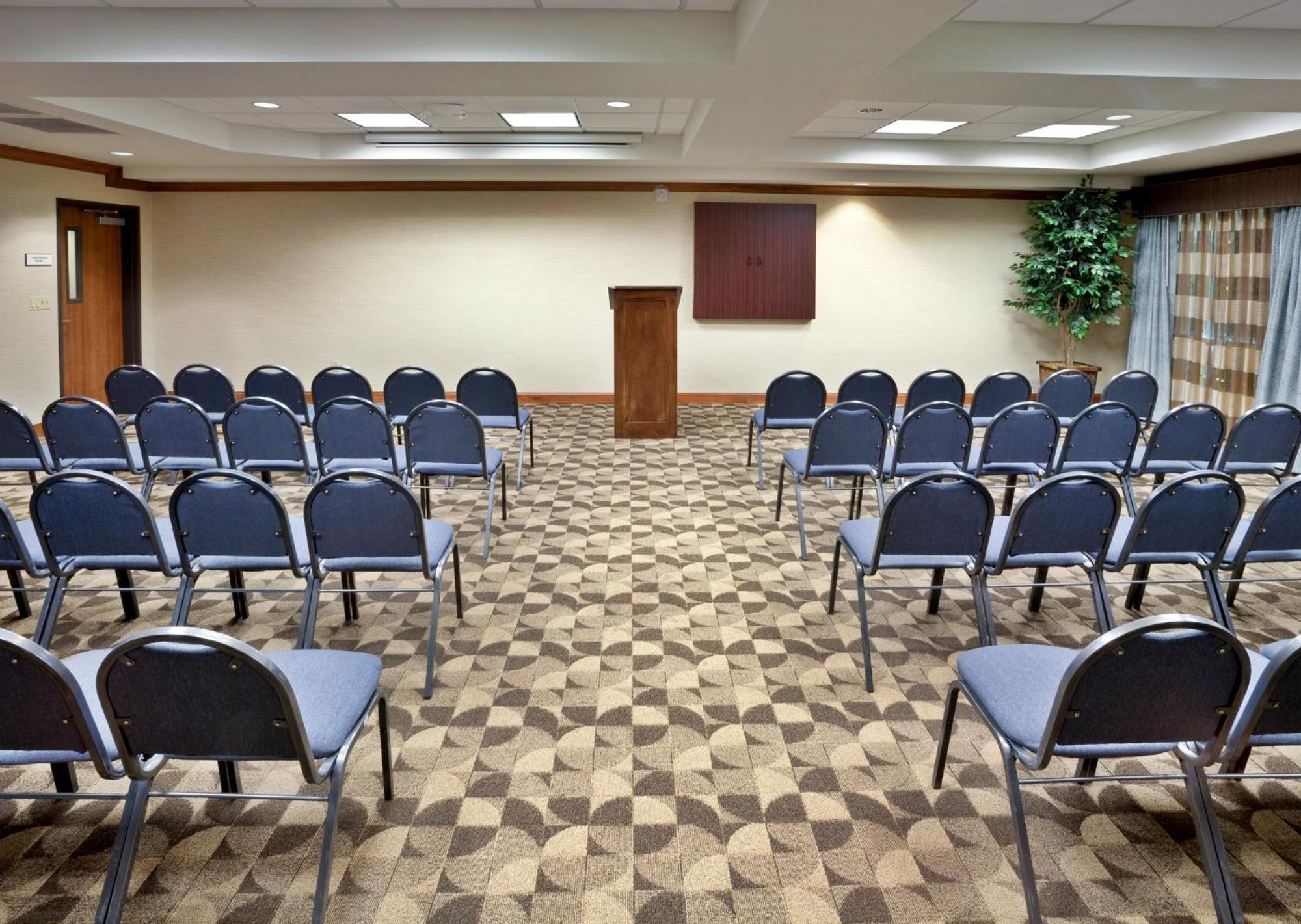 Holiday Inn Express & Suites Nampa - Idaho Center By Ihg Exterior photo