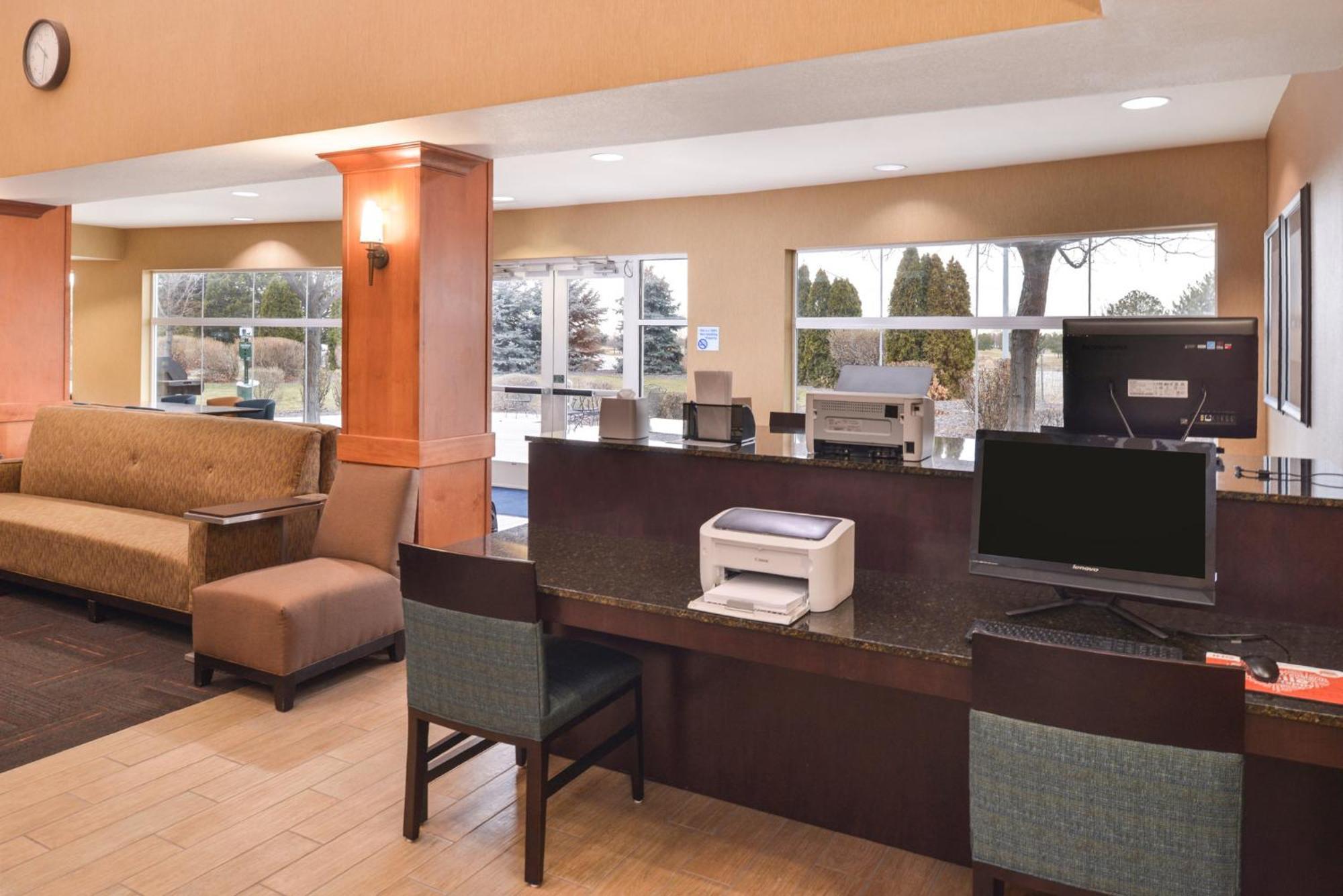 Holiday Inn Express & Suites Nampa - Idaho Center By Ihg Exterior photo