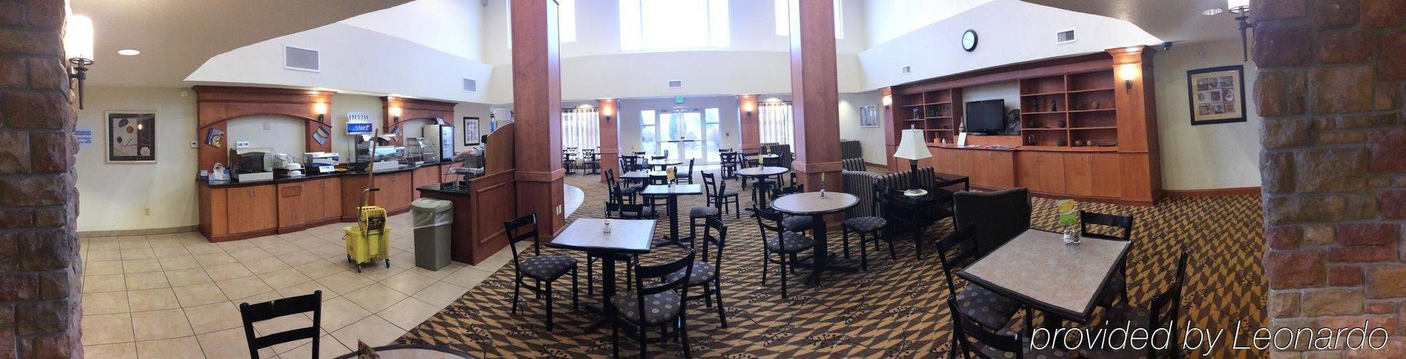 Holiday Inn Express & Suites Nampa - Idaho Center By Ihg Exterior photo